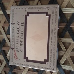 Charlotte Tilbury Hollywood Blush and Glow Glide Palette in Tan Mini size